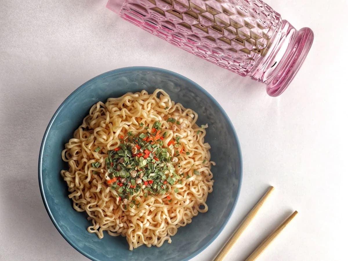 نودلز نونغشيم سريعة التحضير — Nongshim