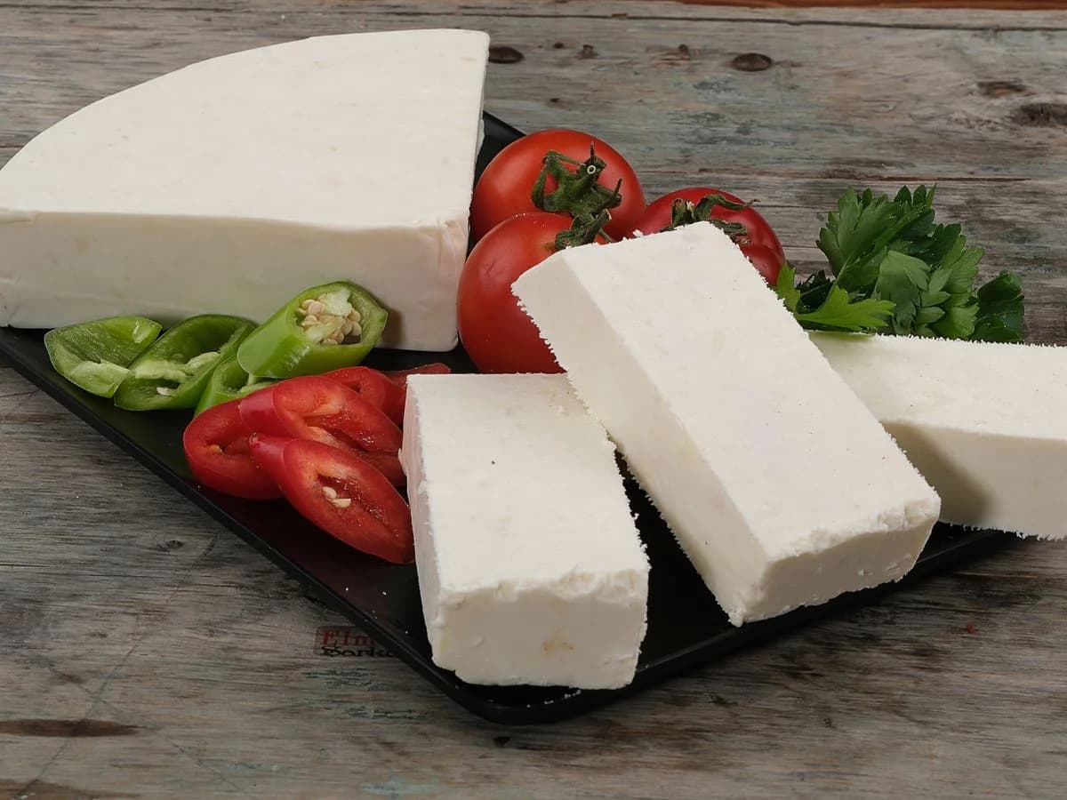 جبنة جوربيت البيضاء — Gurbet