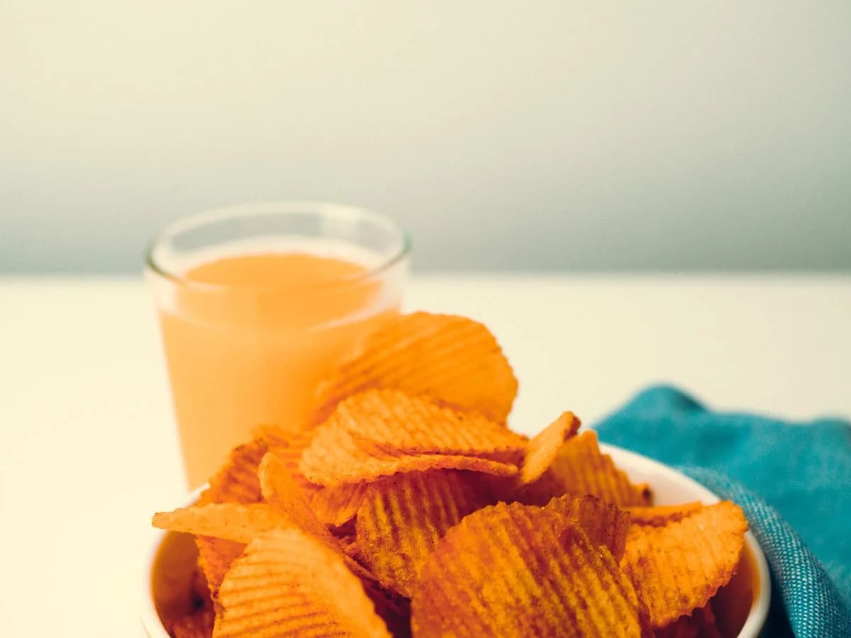شبس البطاطا والذرة والشوفان — Chips