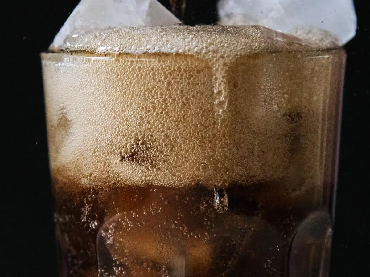 مشروب ألسي كولا الغازي — Alsi Cola