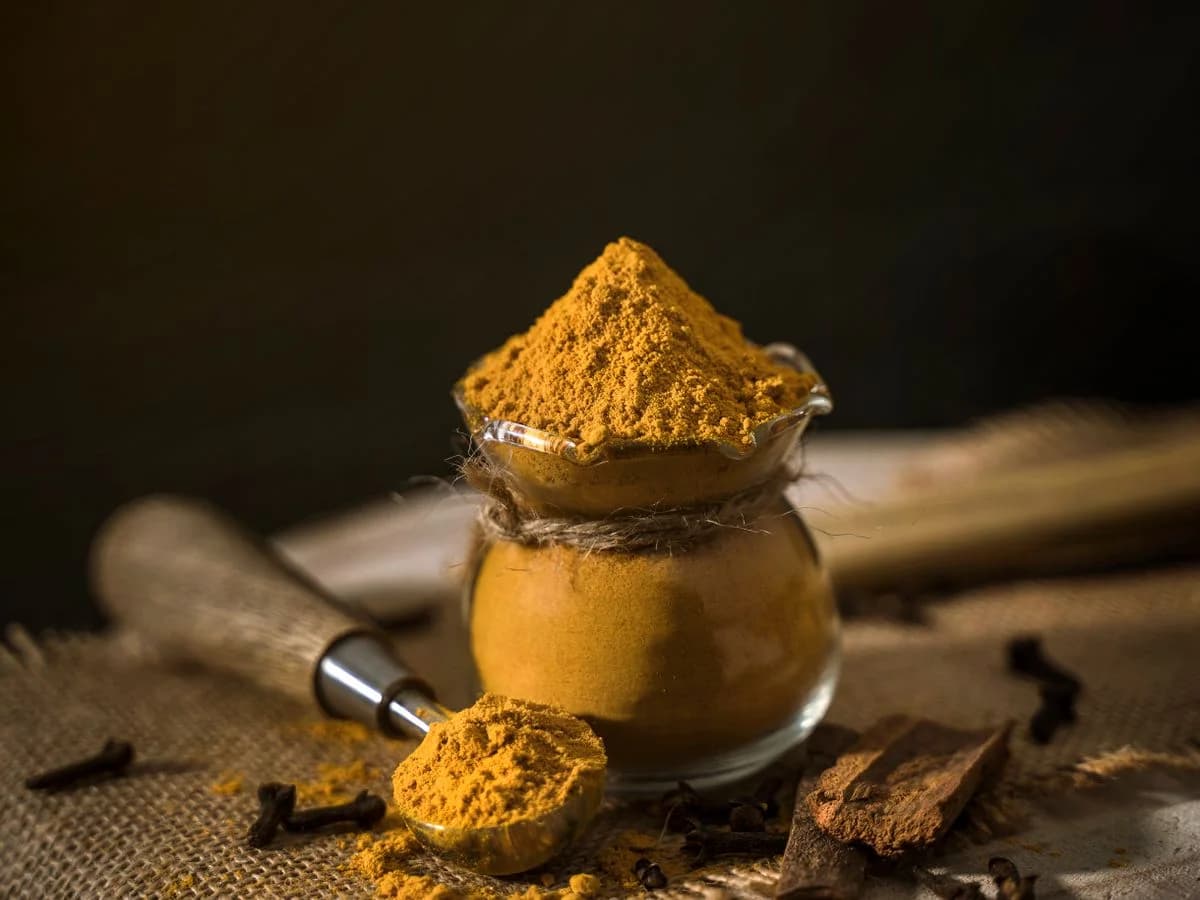 كاري جولدن كاري ومرق هوندآشي — Golden Curry & Hondashi