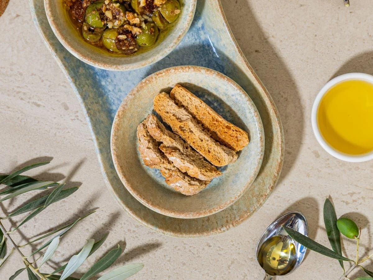 زيت دوار الشمس وزيت الزيتون الريف — Al Reef
