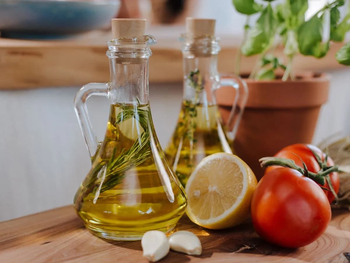 زيت الطعام الخليط (نرجس، العزوة، ظاظا)