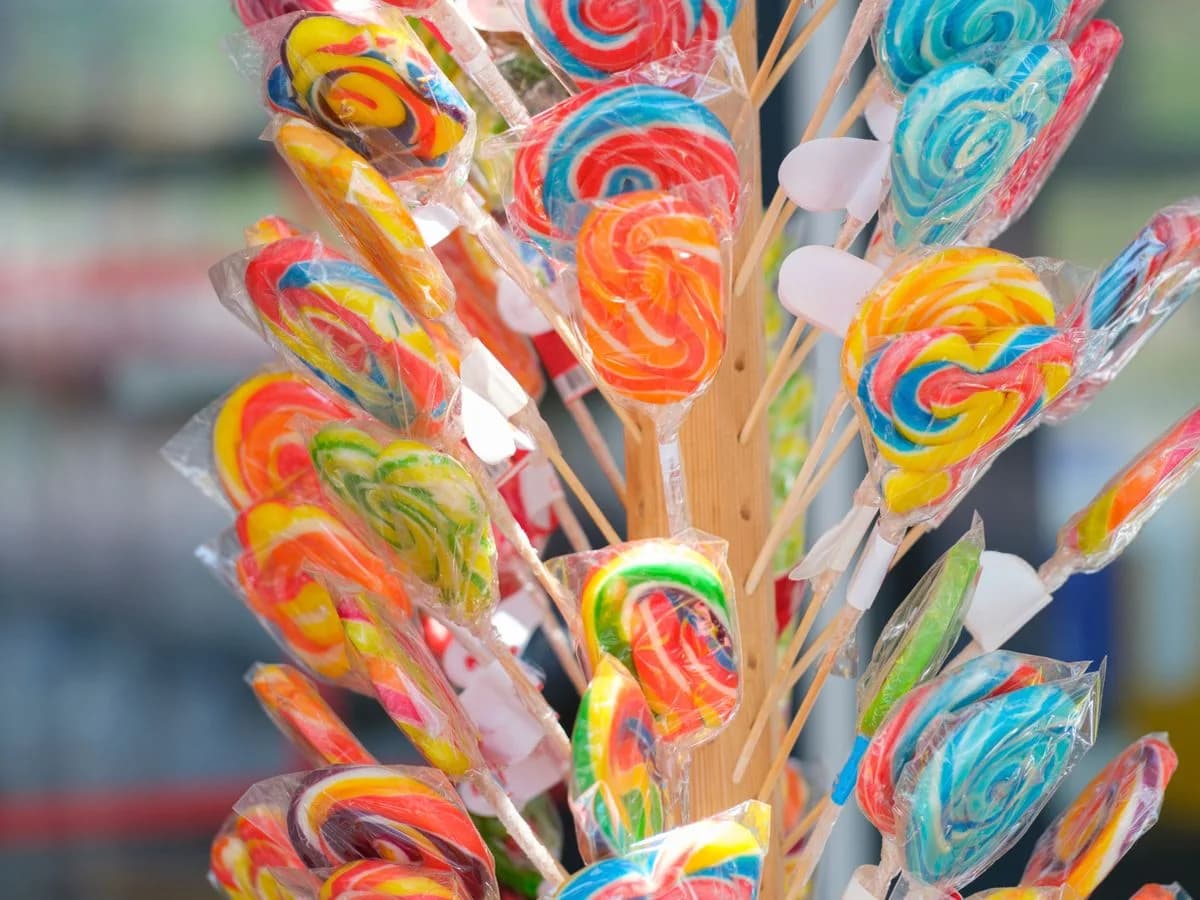 مصاصات تشوبا تشوبس — Chupa Chups